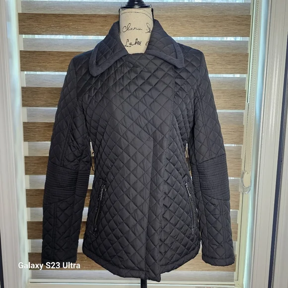 DKNY Women’s Asymmetrical Black Jacket. Size S - Picture 2 of 16